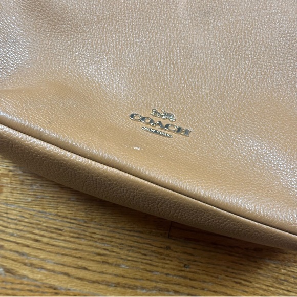 Coach Authentic Pebbled Leather Legacy Hobo Boho Shoulder Bag - Picture 2 of 14